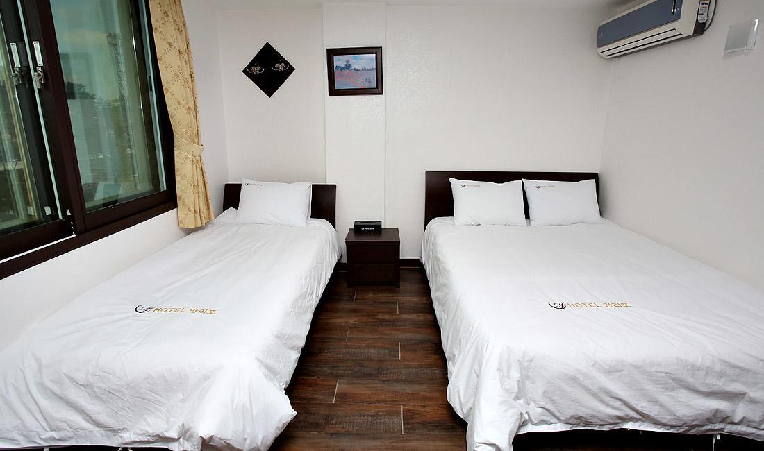 Hotel Mallipo Taean Bagian luar foto