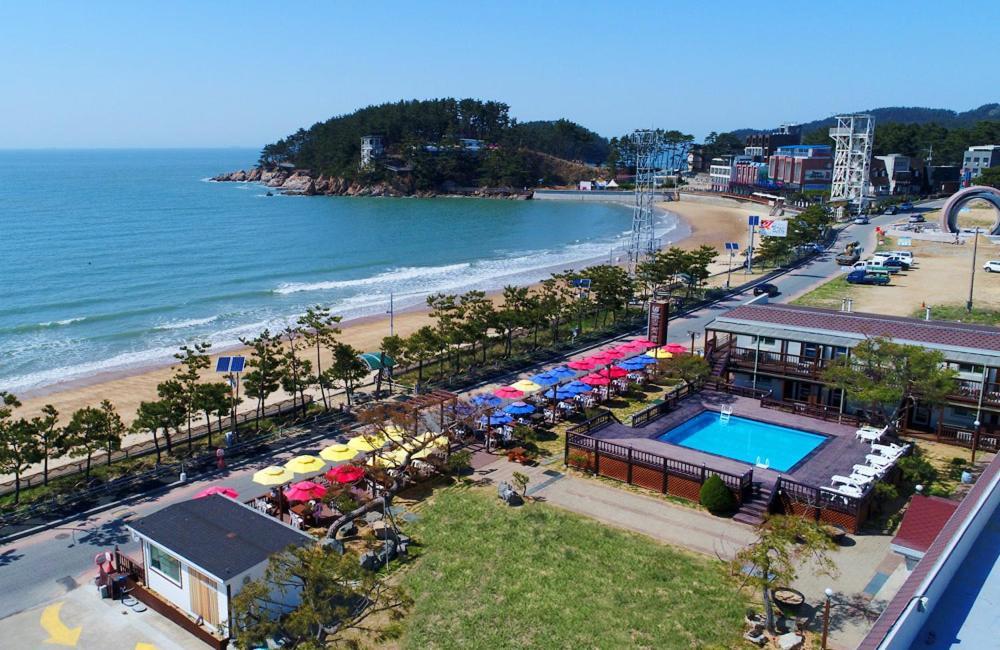 Hotel Mallipo Taean Bagian luar foto
