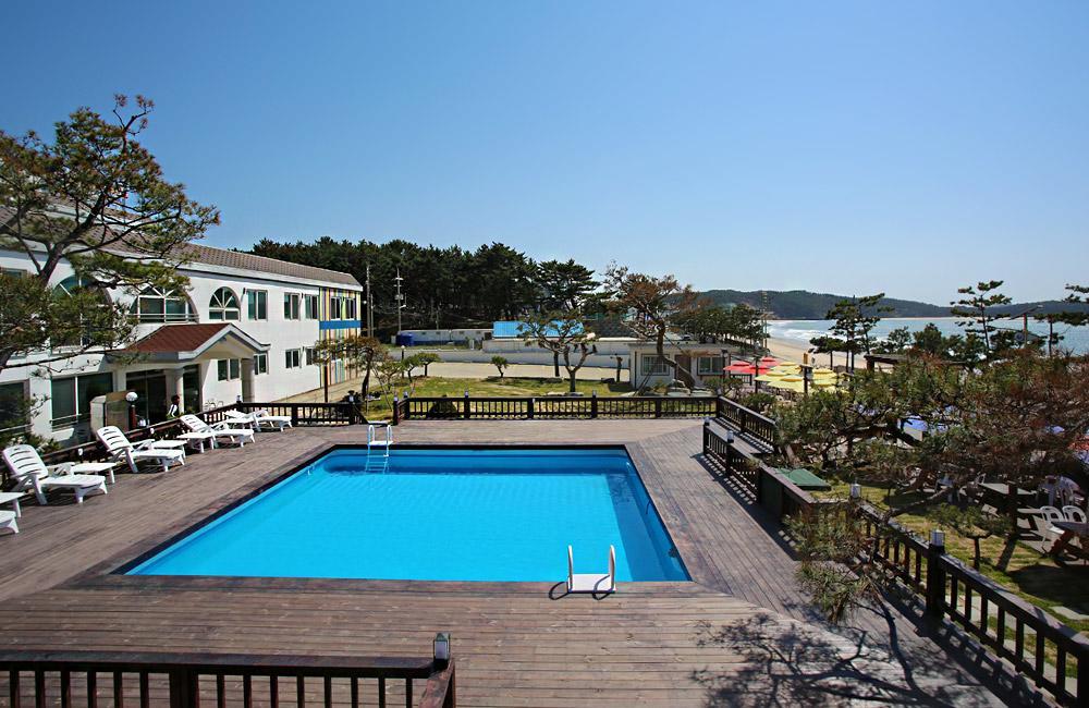 Hotel Mallipo Taean Bagian luar foto